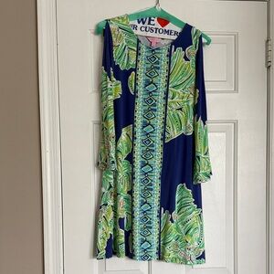Lilly Pulitzer 3/4 Sleeve cold shoulder dress Size XS